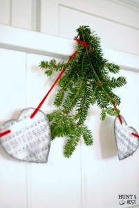 An Artistic Advent continues with Week 3: Scarlet Heart Garland and discussion on Ann Voskamp's The Greatest Gift