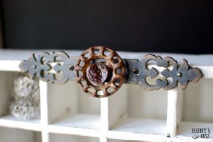 Soda Crate Jewelry Organizer. #junkReVision Challenge. huntandhost.net
