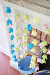 Want to get some Fixer Upper style for your Spring décor? Here is a Magnolia Market inspired project that you can't buy to round out the look! It's farm fresh.