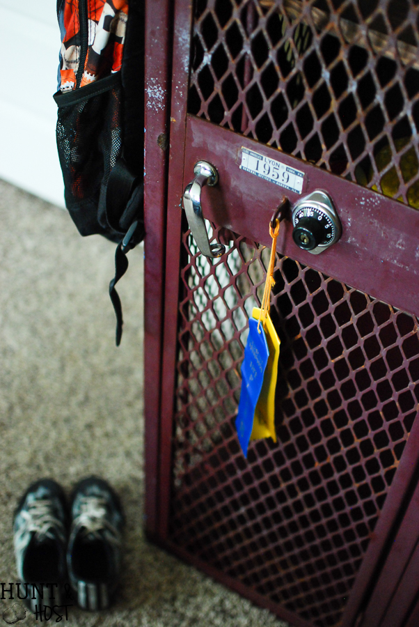 Old school lockers or gym lockers make great storage but you can add more. Here is an easy way to add extra storage to these vintage lockers. Perfect for a boy's room, laundry room or kid's storage.