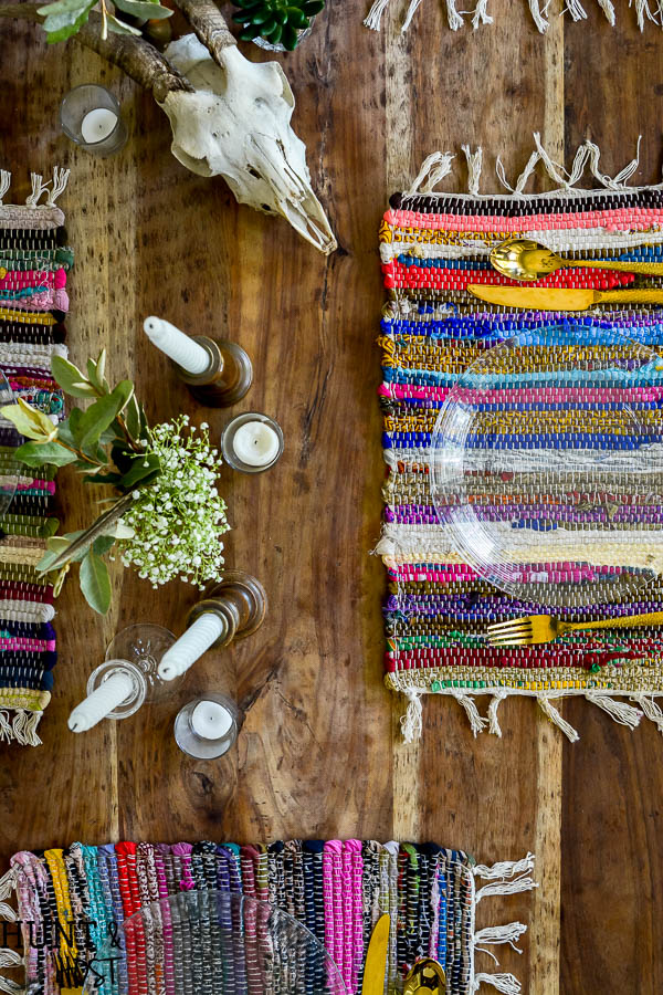 Boho table setting. Yes you can get awesome Boho décor on the cheap. Look at this cute table full of dollar store fall decorating accessories.
