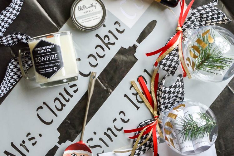 Things I love in November! Free giveaway box. Looking for a candle gift, perfect Christmas stencil or great chalky paint products? Here ya go!
