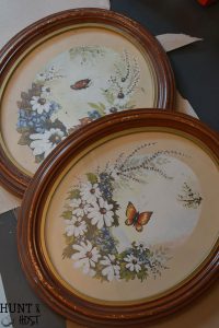 Turn a fallen nest into art and use it as inspiration to build up your family. Bird nest art and wasp nest art make gorgeous wall statement pieces.