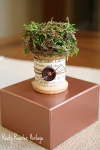 Over 25 bird nest decorating ideas for you to add some natural decor to your home. Great tips on how to make decorative bird nest yourself or how to style real bird nests you may have collected. Plus a few recipes for edible bird nests!