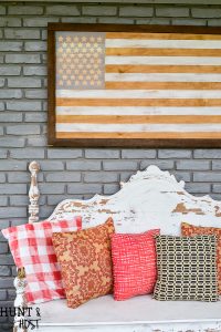 How to make a neutral American Flag decor piece, perfect for your living room or porch, great on a mantel or wall art. This DIY American flag wood decor has perfect clean lines thanks to Frogtape. #porchdecor #summerdecorating #frogtape #frogtapeprojects #diyWoodSign #RedWhiteandBlue #oldGlory #PatrioticDecor #flag #AmericanFlag #FourthofJuly