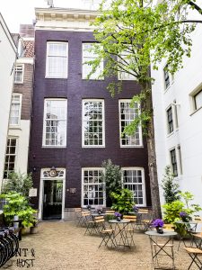 A trip in Amsterdam through pictures. See some fun things to do firsthand as we explore this canal city in The Netherlands through photos! Visit the Amsterdam Zoo, gardens, Hotel Dylan and a food tour through Albert Cuyp Market. There are tons of things to do in Amsterdam!