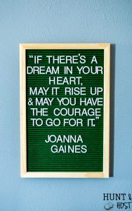 The cutest farmhouse classroom you ever saw. Visit this school room inspired by Magnolia Market and Joanna Gaines. It will have you wanting to pack a lunch and go back to school with it's fresh black and white decor and trendy farmhouse vibe. #schoolhousetheme #fixerupperclassroom #jojostyle #farmhouseschooldecor #magnoliaclassroom #teacher #classroomideas