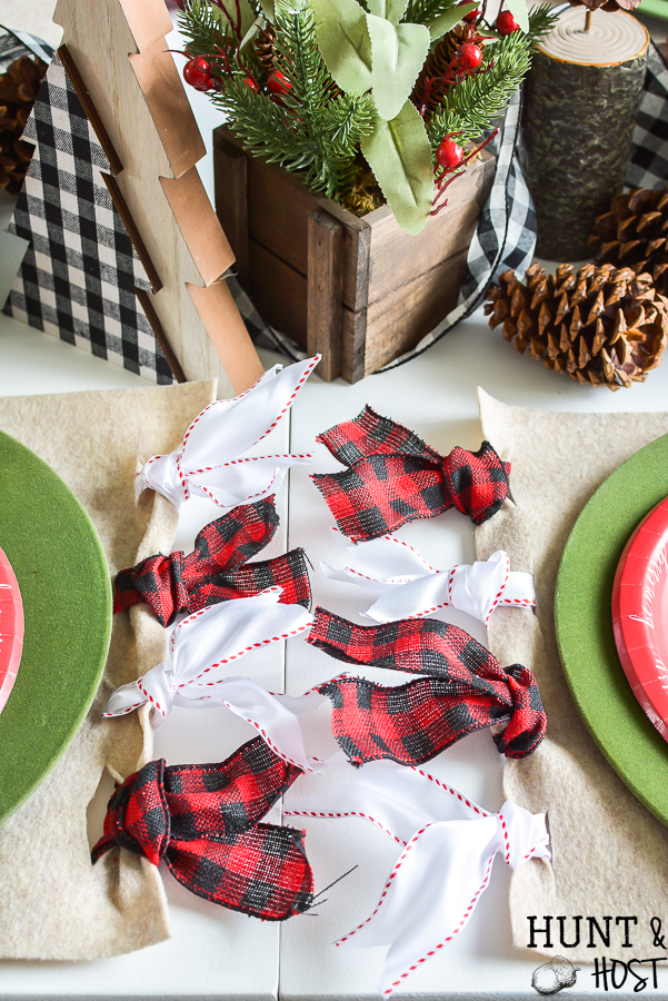 This Christmas go mad for plaid with these precious DIY Christmas placemats, use buffalo check and fabulous CHristmas ribbon to decorate your Christmas table in style with this easy DIY. #ad #handmadewithjoann @JOANN #buffalocheck #plaidholiday #Christmastable #DIYChristmasdecor #easyChristmascraft #christmasribbon
