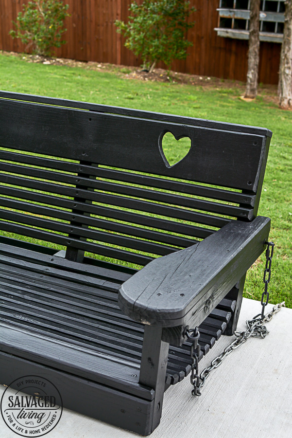 Watch this family heirloom porch swing get a makeover using a paint sprayer. I have some tips for using a paint sprayer that will help you paint your outdoor furniture like a pro! #paintsprayer #goodtips #outdoordecor #paintedfurniture #furniturepainting #porchswing #paintedporchswing #paintliekapro