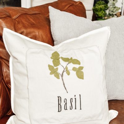 DIY Decorative Changeable Pillow Cover
