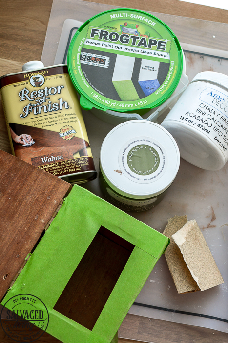 When you find an inexpensive wood box and you need a fresh and easy makeover idea this is an easy way to update a decorative box in minutes. Little wood boxes are perfect for storage and decorating ideas. #woodbox #modernvintage #updateidea #easyDIY #fiveminutecraft #vintagestyledecor
