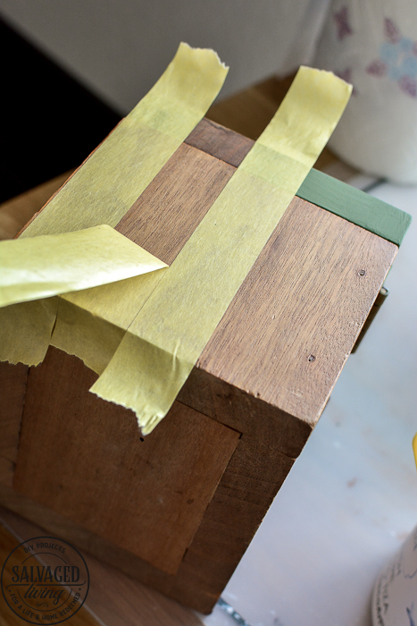 When you find an inexpensive wood box and you need a fresh and easy makeover idea this is an easy way to update a decorative box in minutes. Little wood boxes are perfect for storage and decorating ideas. #woodbox #modernvintage #updateidea #easyDIY #fiveminutecraft #vintagestyledecor