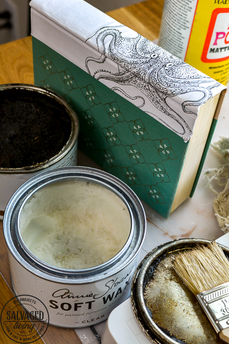 How to make gorgeous bookshelf decor in 30 minutes from old books. This book spine art project will have you making beautiful DIY home decor quick and easy. Book spine art is so easy and versatile. #bookupcycle #decorativebooks #bookshelfdecorating #DIYdecortutorial #vintageart #readersdigest #upcycle #repurpose