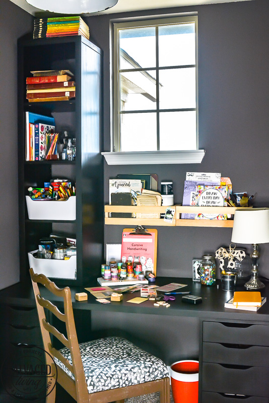 Creating a Small Creative Space in Your Home: Carve out a small craft room or craft area to let your creativity fourish. This is a great creative space idea for you to get inspiration from and make your own creative area in your home. #craftroom #creativespace #wherewomencreate