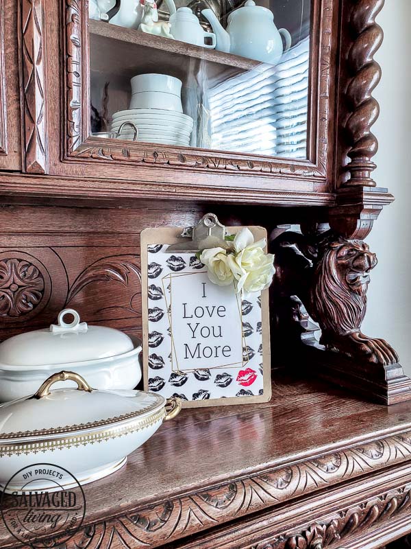 Grab some decorating ideas for your Valentine's Day table here. Paper crafting with dollar store supplies is the perfect budget friendly Valentine's Day decor you need to set a table for a crew or a table for two. Thes romantic paper hearts are a gorgeous Valentine's centerpiece idea. And these paper placemats are a simple Valentine craft to add to your holiday table. 