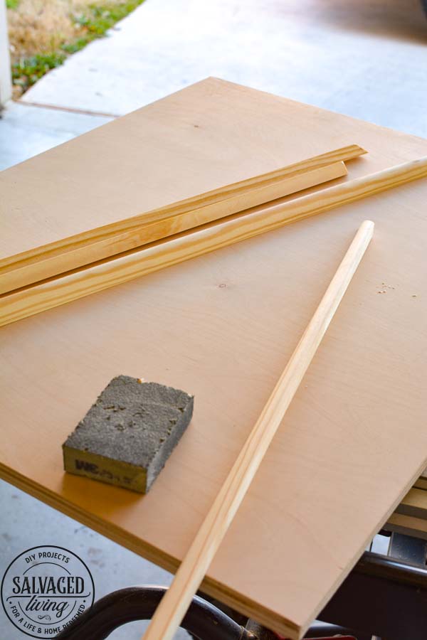 Learn how to build a tabletop for your dog crate or kennel and make an eyesore of a pet product into pretty pet furniture! #stylishpetdecor #petideas #dogcrate #dogkennelfurniture