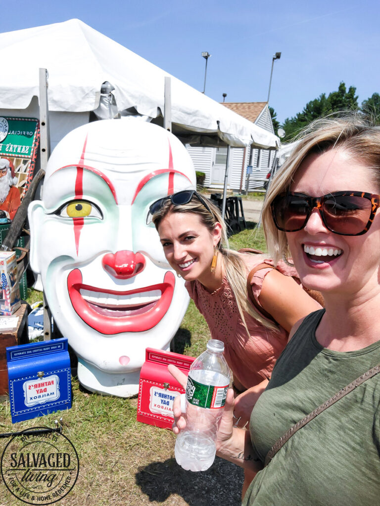 The vintage trends found at the Brimfield Antique Flea Market in Massachusetts. Be on the lookout for these vintage finds to use in your home decor. #vintagedecor #fleamarket #decor trends #vintagestyle