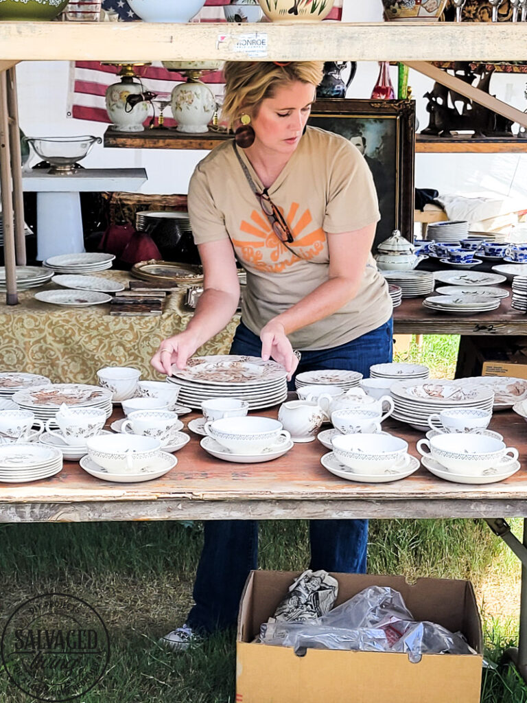 Come see the vintage trends from Round Top Antiques Week Fall 2021. Vintage is always in style for home decor but these trends are hot right now! From TV trays to transferware, brown bottles and buttons in jars there is decorating inspiration all over the place! #roundtop #antiquesweek #vintagestyle #decortrends #farmhousedecorideas #stylingideas