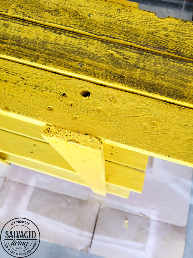 Found this shelf at a garage sale and turned it into a stunning plant shelf for my bathroom. This thrifted shelf makeover is proof good bones are all you need to turn trash to treasure! #paintedfurniture #thriftedmakeover #plantstand #plantlady