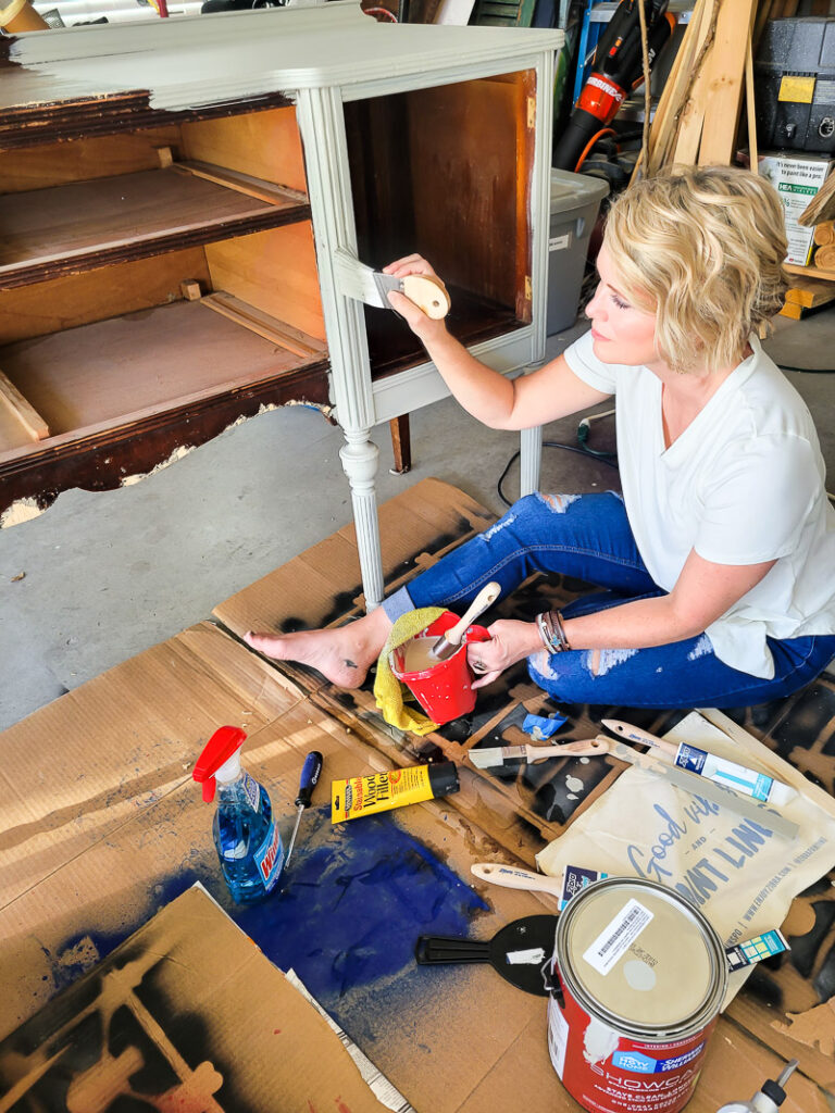 Found this vintage buffet side board at a garage sale and am sharing how to makeover a buffet! There are a few furniture painting tips along with some how to styling tips and inspiration for you here! ENjoy. #thriftedfurniture #paintedfurniture #vintagestyle #vignettestyling #painting tips #decortips