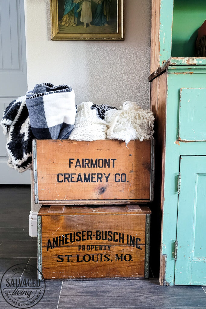 Here are some ideas for creative organizing in the new year using vintage finds or upcycles to add organization and storage to your home for a look that keeps your home in order with your style! 