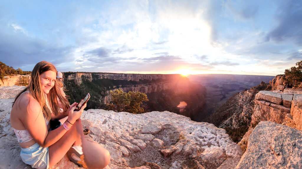 An RV vacation to the Grand Canyon, follow along on our Grand Canyon vacation adventure and see how this single mom took her kids on an epic road trip! #grandcanyonrv #singlemomtrip 