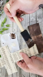 Create beautiful cross decor with only cardboard and a couple supplies! It's easier than you might think!! #cardboardcraft #easydiy #budgetfriendly #cardboard #cross #faith