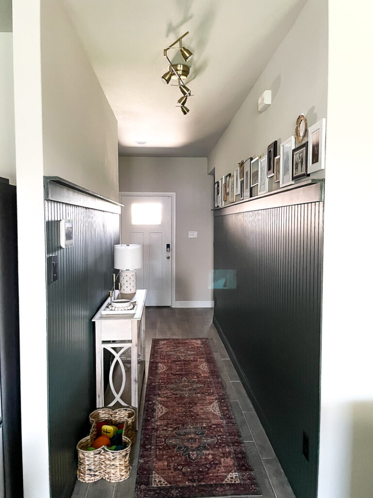 If you're in need of an easy hallway update, I've got just the thing for you! It's budget friendly and doable...even for beginners!