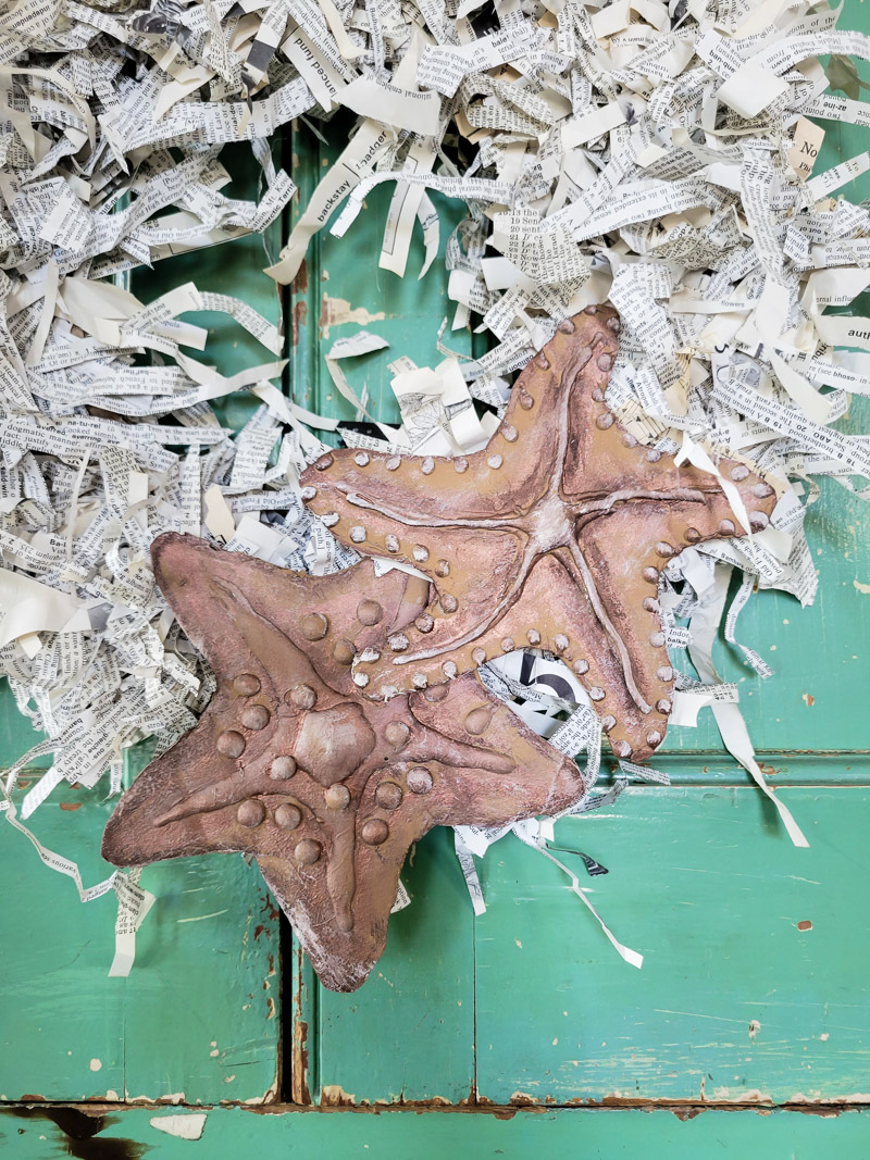 Use cardboard to make a beautiful DIY starfish and use as nautical decor! #cardboard #starfish #nautical #beach