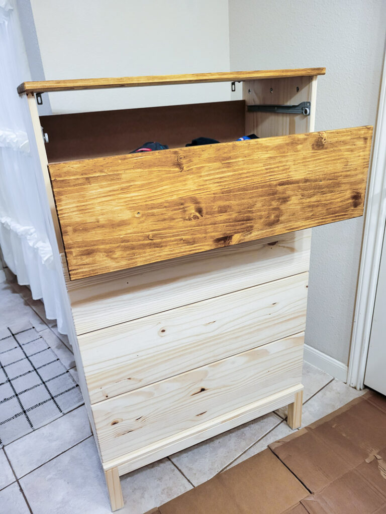 How to update an Ikea Tarver Dresser. This quick and easy Ikea dresser hack will get you an updated, modern look that blends with your vintage style. The perfect paint for an Ikea makeover makes this budget-friendly furniture flip a breeze! Check out my supply list for a fast Ikea update! #ikeatarver #ikeapaintjob #budgetfurniture #budgetstorage