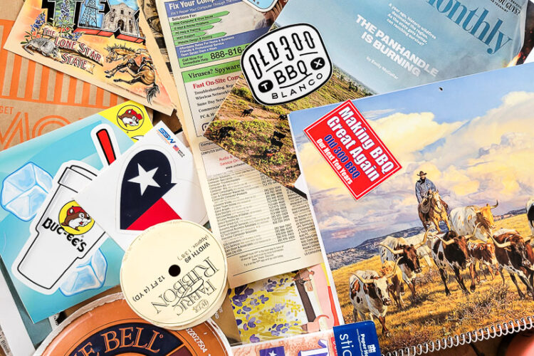All about Texas junk journal I created a fun tribute to all things Texas, perfect for a travel journal or DIY vacation journal oon your trip to Texas. See all the things like Bucee's, Whataburger, HEB, Blue Bell Ice Cream and more! #texastrip #journalideas #traveljournal
