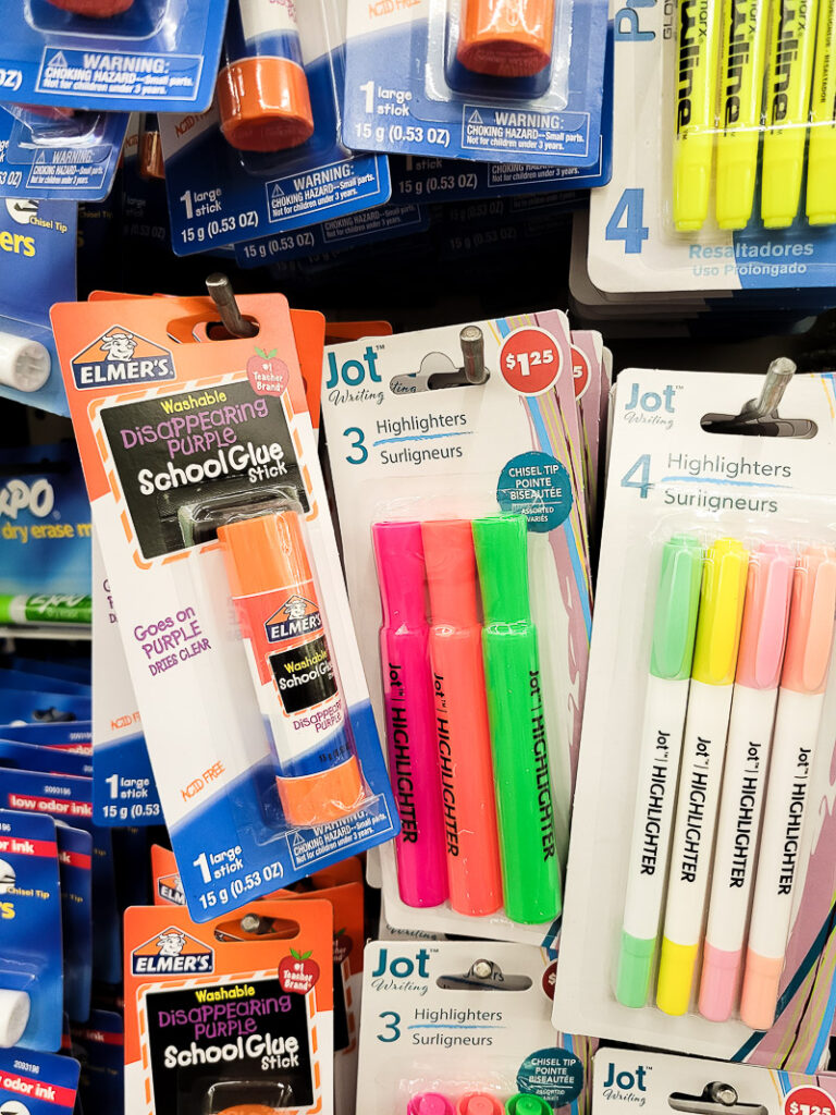 Top budget friendly craft supplies for mixed media art journaling. Try these surprising supply ideas you can get from your local dollar store. #budgetsupplies #mixedmediaart #junkjournal #budgetcraft