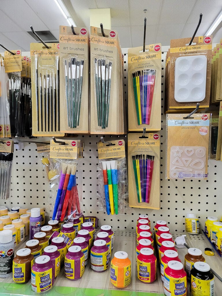 Wonder where do I get inexpensive art supplies? I have a list of awesome supplies you can get from the dollar store, these cheap supply options are great alternatives to the high end items you find elsewhere. Make your junk journaling guilt free with these low cost items that add interest and fun to your craft time! #budgetcrafter #DIYjournal #journalmaking #artjournal #mixedmediaart #mixedmediasupply