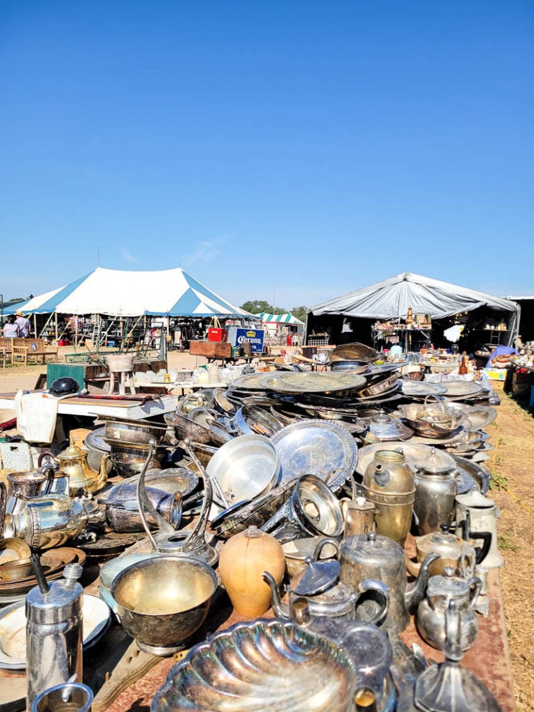 Headed to Round Top? Don’t miss this honest recap from a 20-year regular. Get the scoop on the best trends, hidden gems, and what to expect before you go. The prices may have changed, but the charm (and people watching!) are still on point.