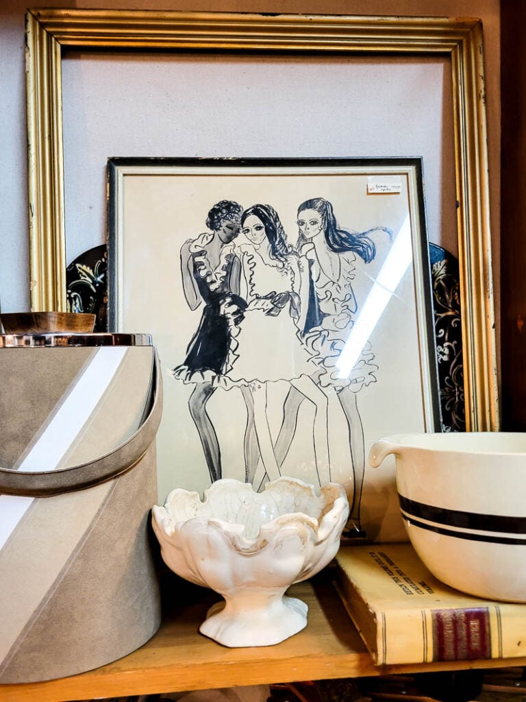 What’s trending in vintage decor? Round Top, Texas has the answers. From timeless whites to quilt-inspired fashion, I’m recapping my favorite finds and the shifts I’ve seen after two decades of treasure hunting.