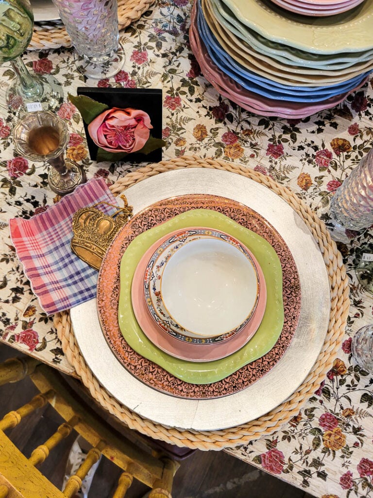 Join me for a 2025 Round Top, Texas antique show recap — real talk about what’s changed, what’s trending, and why this iconic vintage shopping event is still worth the trip. Discover the top Round Top shopping trends, finds, and insider tips from a 20-year visitor.
