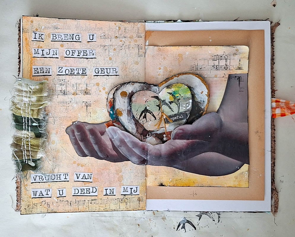 Faith based journaling event with Bible journaling ideas, prayer journal prompts, mixed media techniques, and creative faith art lessons designed for beginners and Christian creatives.